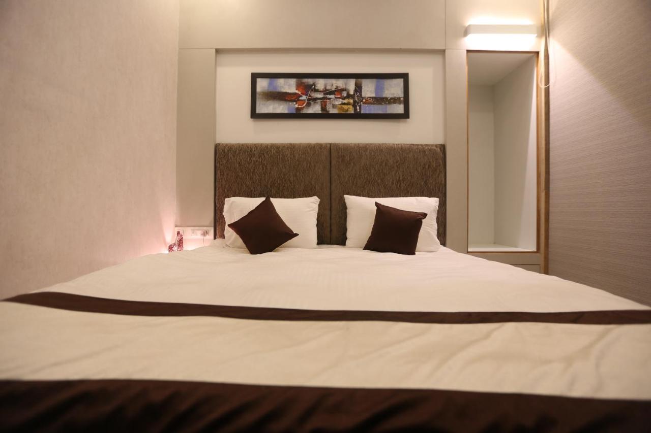 Hotel Mahendra Plaza Hardoi Exterior photo